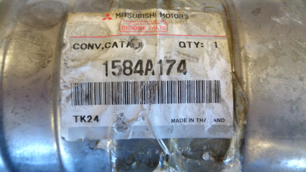 Mitsubishi Triton Genuine 3.5ltr Right Hand Side Catalytic Converter New Part