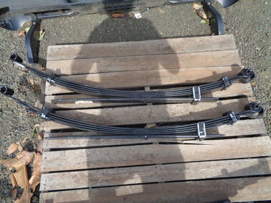 Mitsubishi MQ Triton Genuine Rear Leaf Spring Set New Part