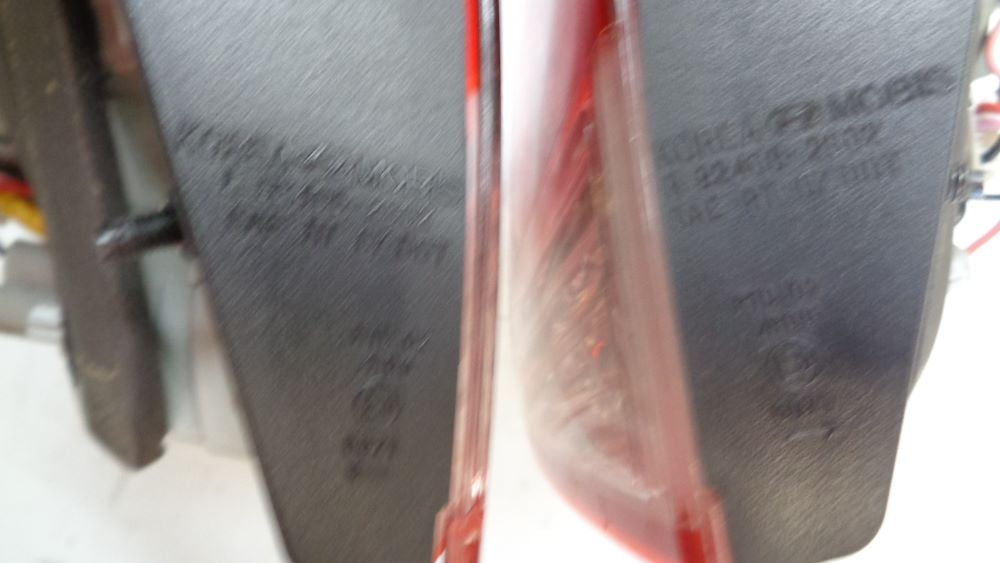 Hyundai Tucson Genuine Pair Of Tail Gate Lights Used Part VGC