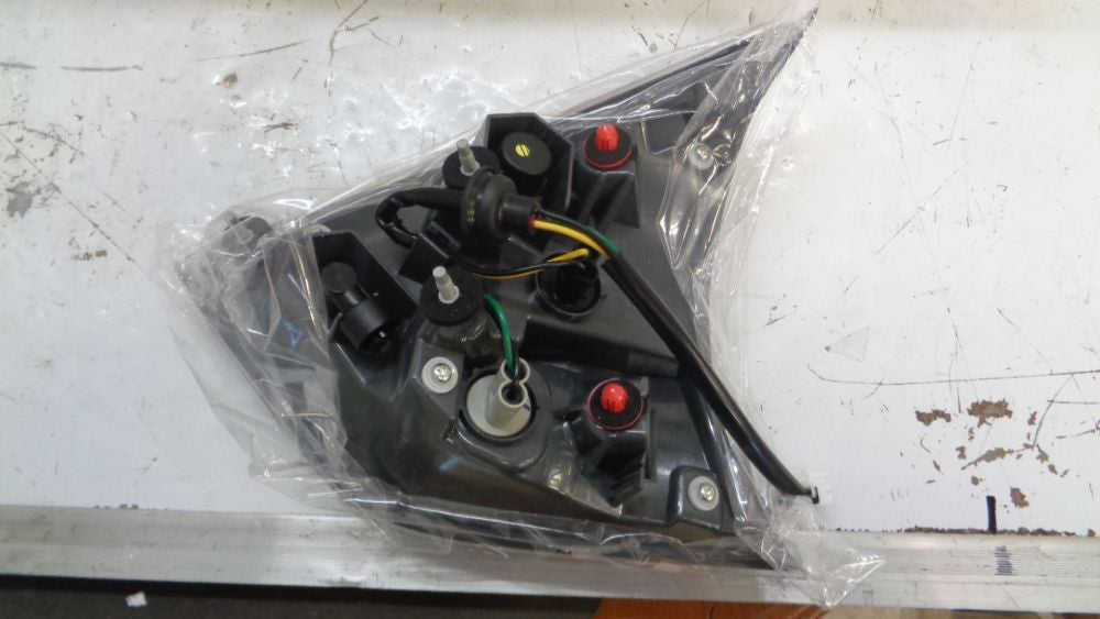 Nissan Xtrail T32 genuine Left hand rear combination lamp inner New part