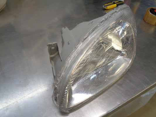 Hyundai Lantra Genuine Passenger Headlight Used