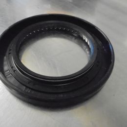 Suzuki Kizashi/SX4 Genuine Transfer Case Input Shaft Seal New Part
