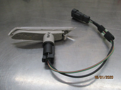 Holden VZ Commodore Genuine Left Hand Side Indicator New Part