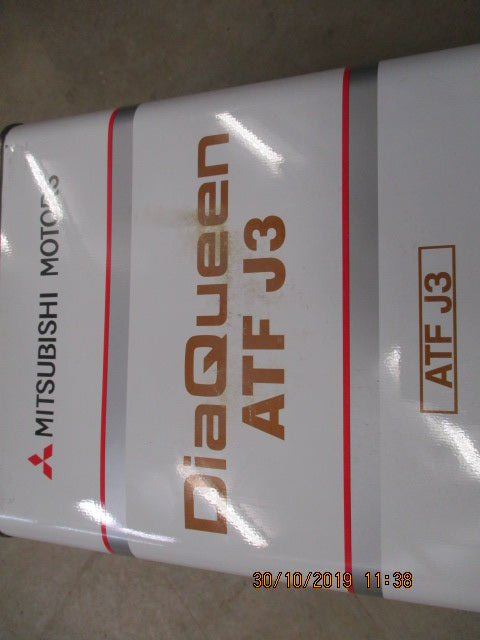 Mitsubishi Outlander Genuine Diaqueen J3 Automatic Transmission Fluid 4 LTR New Part