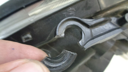 Used Drivers Headlight assembly Suits Toyota Lexus RX350 VGC