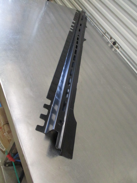 Holden RC Colorado/Isuzu D-max Genuine Extra-Cab Left Hand Rocker Reinforcement Panel New Part