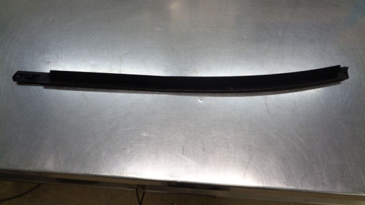 Mitsubishi Triton ML/MN Genuine RHR Belt Moulding New Part