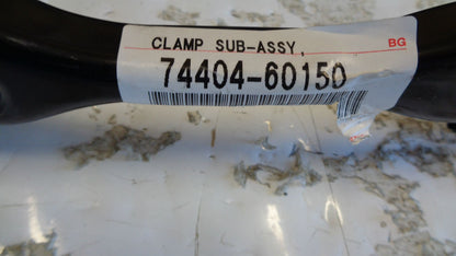 GENUINE BATTERY HOLD DOWN CLAMP TOYOTA LANDCRUISER NEW PART