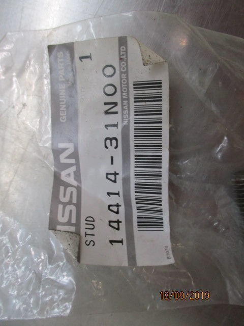 Nissan Patrol Genuine EGR Manifold Stud TD42TI Or ZD30 Turbo New Part