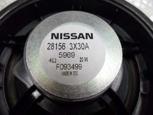 Nissan Navara D40M Genuine Rear Speaker New Part