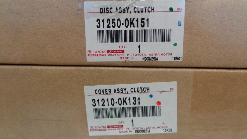 GENUINE CLUTCH DISK AND COVER ASSY TOYOTA HILUX NEW PART