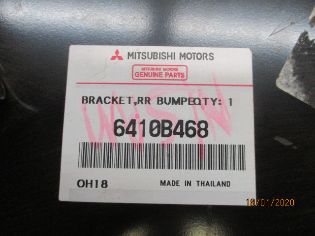 Mitsubishi MN Triton Genuine Right Hand Rear Bumper Bracket New Part