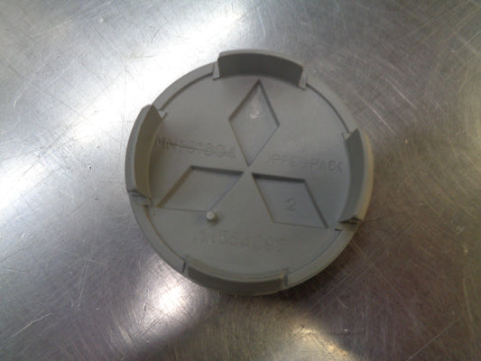 Mitsubishi 380 Genuine Center Cap New Part