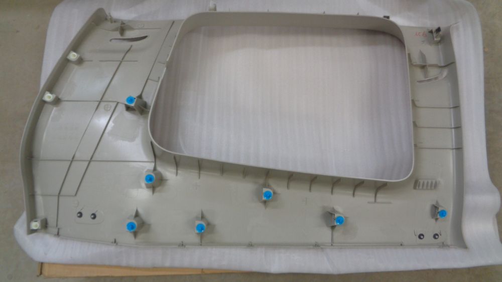 Mitsubishi Pajero NW Genuine Front Right Hand Upper Inner Quarter Trim New Part