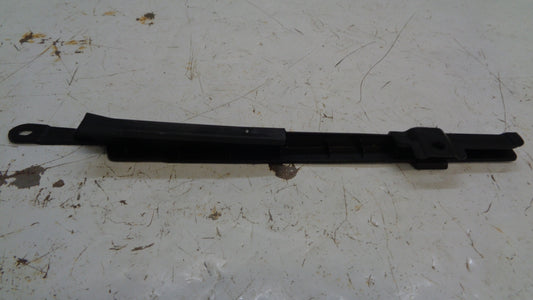 NISSAN NAVARA GENUINE RIGHT (DRIVER) BONNET LEDGE COVER NEW PART