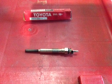 Toyota Land Cruiser Genuine glow plug 2H HJ60 8/80-9/82 new part