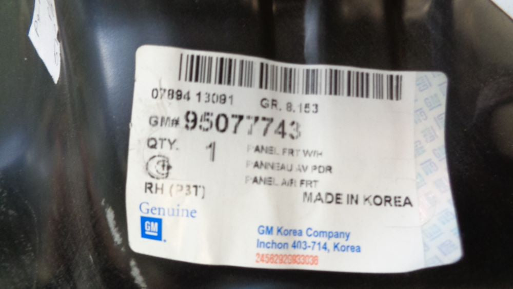 Holden Trax Genuine  wheelhouse panel assy new Part