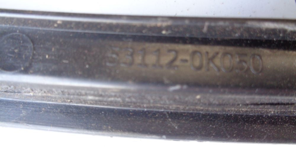 Toyota Hilux Genuine No1 Lower Grille Radiator USED Part VGC