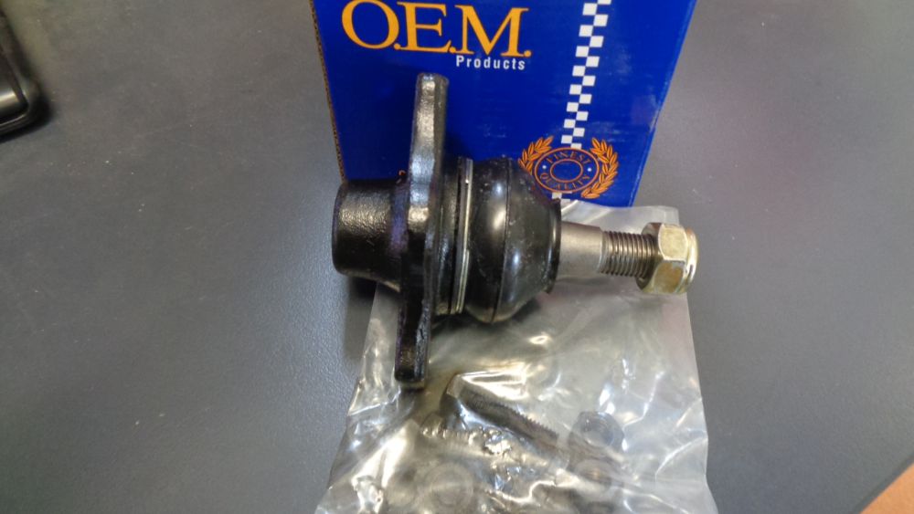 OEM Front Upper Ball Joint Assy Suitable For Ford Falcon New Part