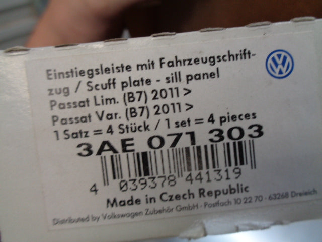 Volkswagen Passat Genuine Stainless Scuff Plates New Part