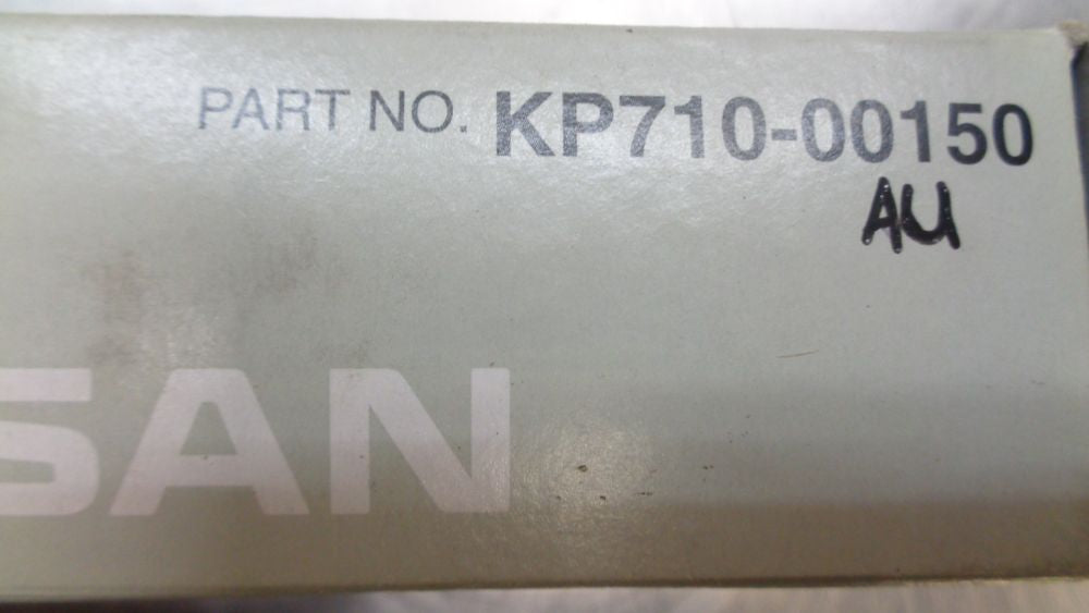 Nissan Genuine Red Fluid Gasket Maker New Part