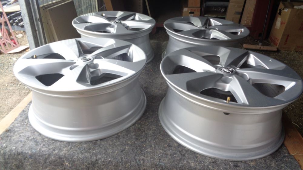 Nissan Qashqai J11 Series II Genuine Set of 4 Alloy Wheels 17x7J New Part