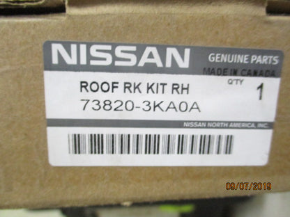 Nissan Pathfinder Genuine Hand Roof Rail Assy Pair New Part