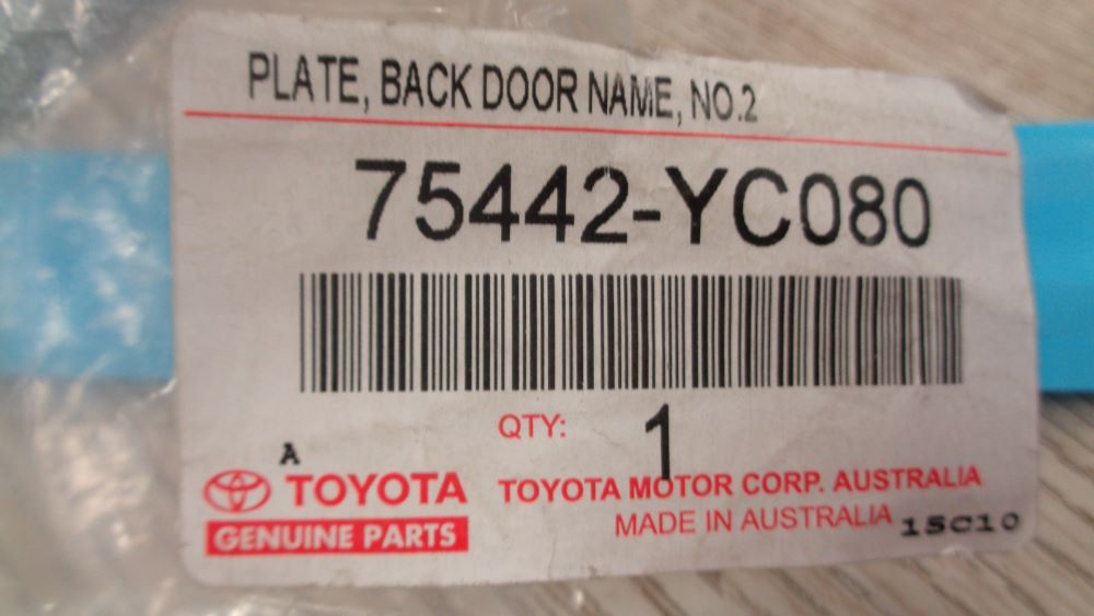 Toyota Camry Atara Genuine rear boot lid badge New Part