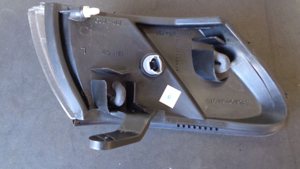 Toyota Corolla Genuine Left Hand Front Park Light Assy New Part
