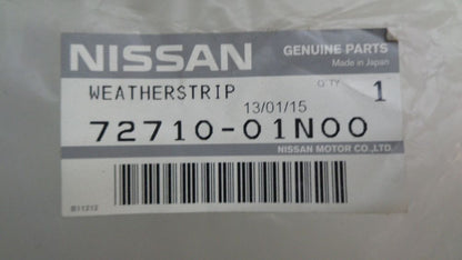 Nissan Urvan Genuine Front Windscreen Rubber Weatherstrip New Part