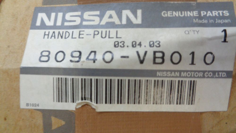 Nissan Patrol Y61 Genuine Right Hand Front Pull Handle New Part