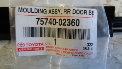 Toyota Corolla Sedan Genuine passenger rear door belt molding New Part
