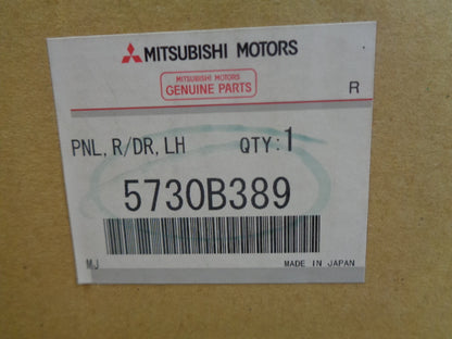 Mitsubishi Outlander Genuine Left Hand Rear Door Assy New Part