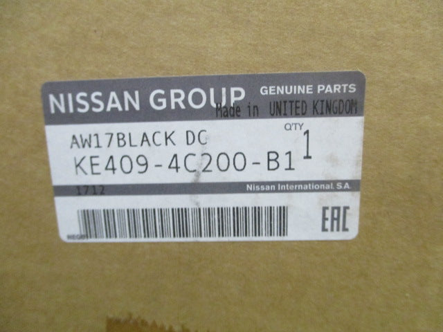 Nissan X-Trail T32 Genuine 17 Inch Black Diamond Cut Alloy Wheel New Part