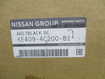 Nissan X-Trail T32 Genuine 17 Inch Black Diamond Cut Alloy Wheel New Part