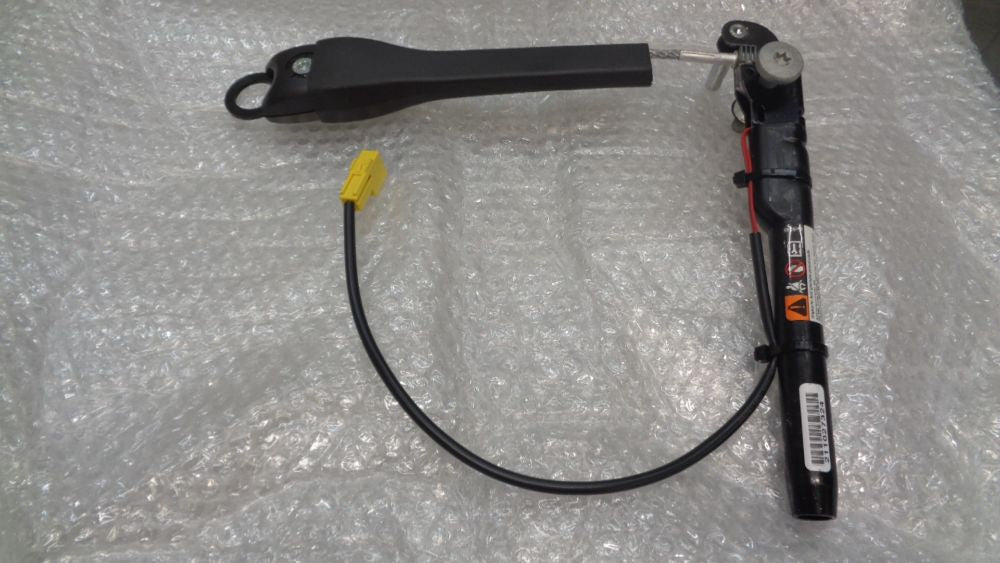 Holden Captiva 5/7 CG Genuine Front RH Seat Belt Tensioner w/Square Connector New Part