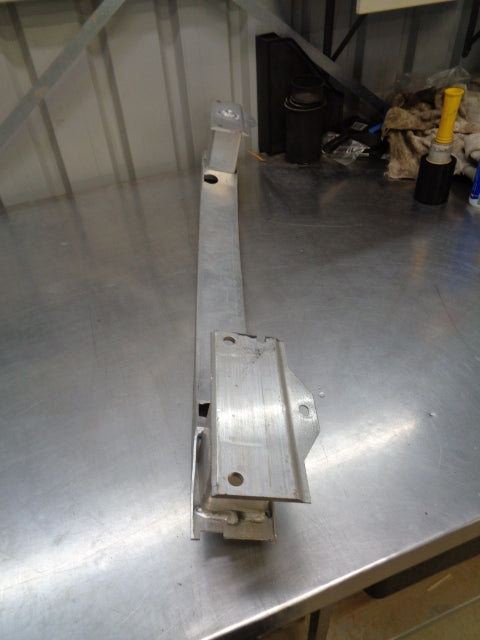 Holden JH Cruze Genuine Rear Reo Bar New Part