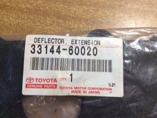 Toyota Landcruiser genuine deflector sub assy extension housing New Part