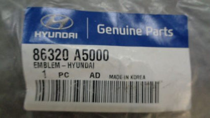 HYUNDAI ELANTRA/i30 GENUINE TAILGATE EMBLEM NEW PART