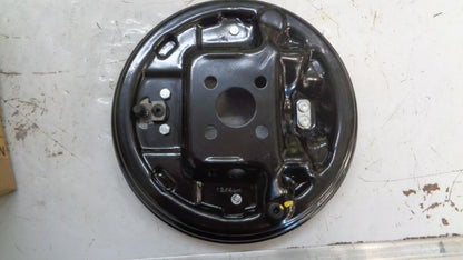 Nissan Almera N17 Genuine right rear brake drum assy New Part