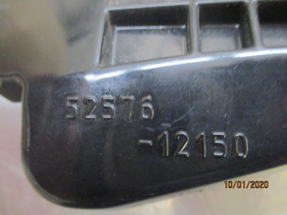 Toyota Corolla Hatch Genuine Left Hand Rear Bumper Retainer New Part