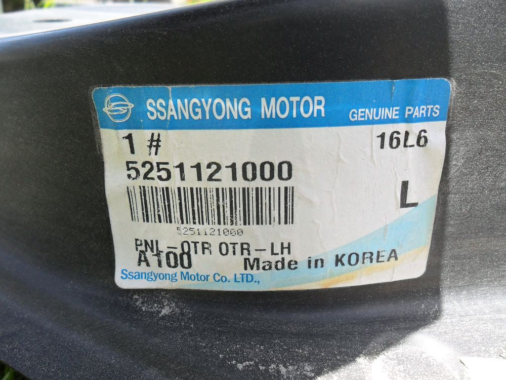 SsangYong Stavic Genuine Left Hand Rear 1/4 Quarter Panel Skin New Part