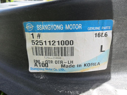 SsangYong Stavic Genuine Left Hand Rear 1/4 Quarter Panel Skin New Part