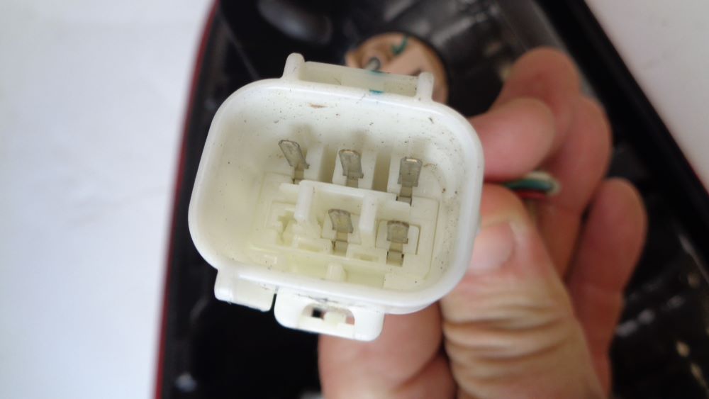 Toyota Hilux Genuine Drivers Rear Tail Light New Untested