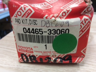Toyota Avalon/Camry Genuine Front Brake Pad Set V6 Only New Part