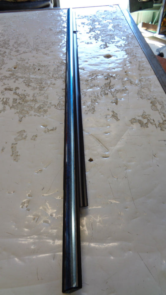 Toyota Landcruiser Genuine right hand rear window sweep molding New Part