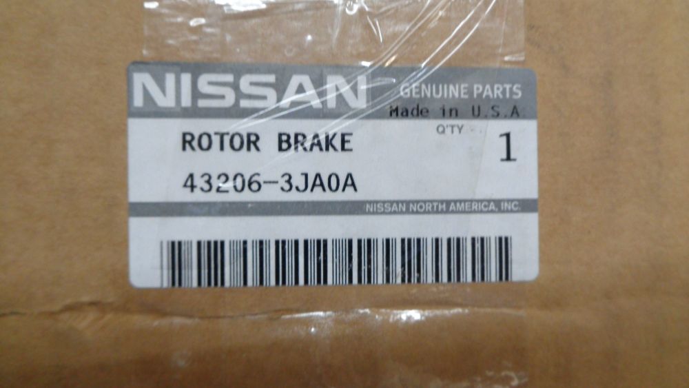 Nissan Pathfinder R52 Genuine Rear Brake Rotor Set New Part