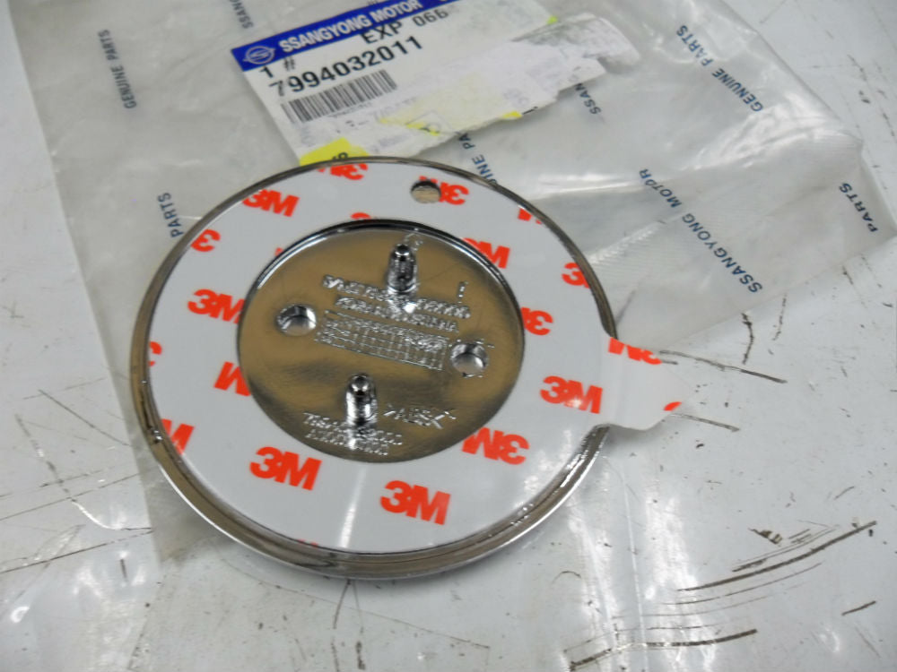 Ssangyong Genuine Bonnet Emblem New Part
