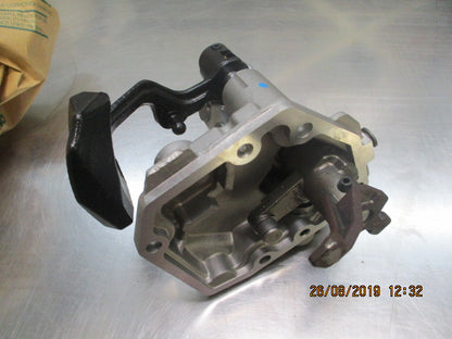 Holden Astra Genuine Housing Gearshift Control With Lever Manual Gear Box New Part