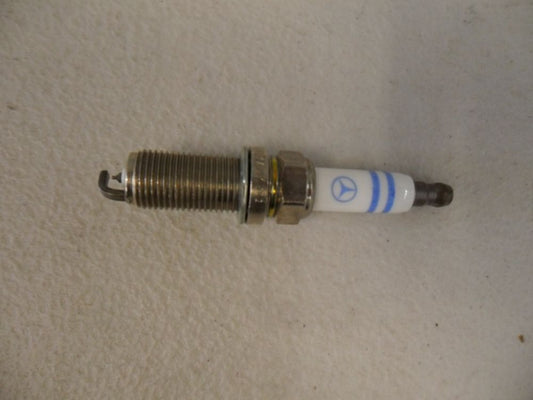 Mercedes Benz Genuine Spark Plugs New Part